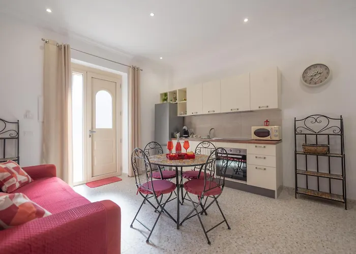 La Casa Con Il Cuore Tatil Evi Brindisi
